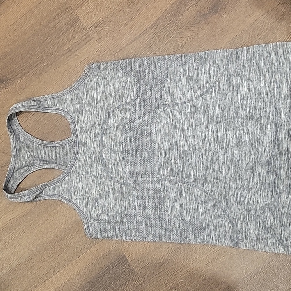 Lululemon Gray Swiftly Tank Size 8